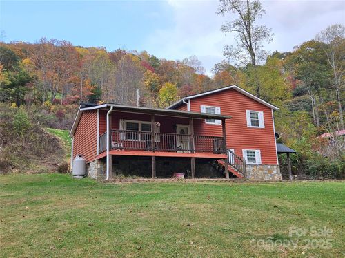 1227 Georges Fork Rd, Burnsville, NC, 28714-7852 | Card Image