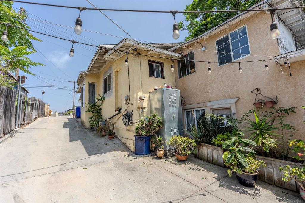 Residential Income in San Diego