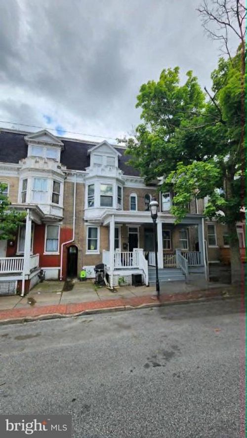 628 W Princess St, YORK, PA, 17401-3728 | Card Image