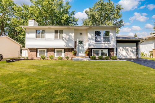 217 Butternut Dr, Bolingbrook, IL, 60440-2613 | Card Image