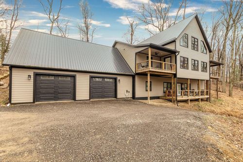 670 Natchez Ln, Sugar Grove, OH, 43155 | Card Image