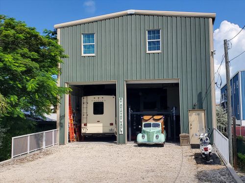 5635 Macdonald Ave, Stock Island, FL, 33040-5905 | Card Image