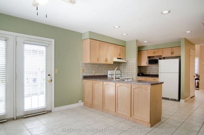 1321 Baseline Rd, House other with 3 bedrooms, 3 bathrooms and 4 parking in Stoney Creek ON | Image 7