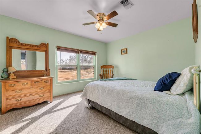 1640 Long Mountain Rd, Home with 4 bedrooms, 4 bathrooms and null parking in Gause TX | Image 27