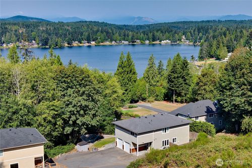 6110 Lakemont Ln, Bremerton, WA, 98312-2280 | Card Image