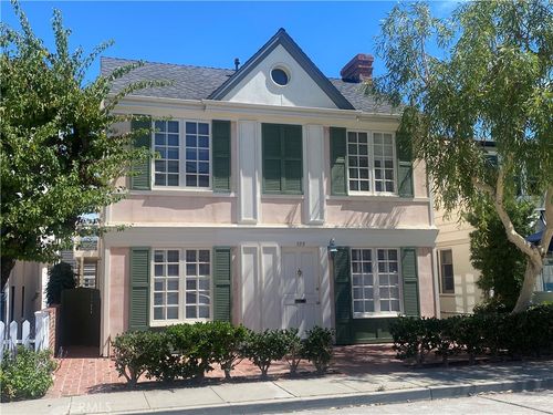 122 Crystal Ave, Newport Beach, CA, 92662-1312 | Card Image