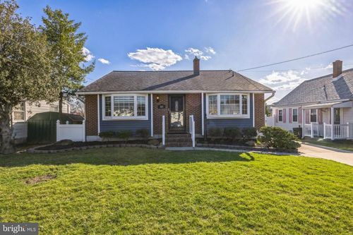 333 Davis Ave, MOUNT EPHRAIM, NJ, 08059-1618 | Card Image