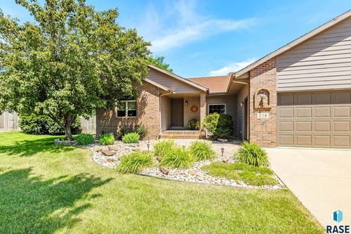 216 W Mountain Ash St Street, Brandon, SD, 57005 | Card Image