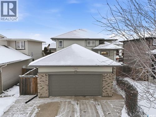323 Hettle Cove, Saskatoon, SK, S7T0E8 | Card Image
