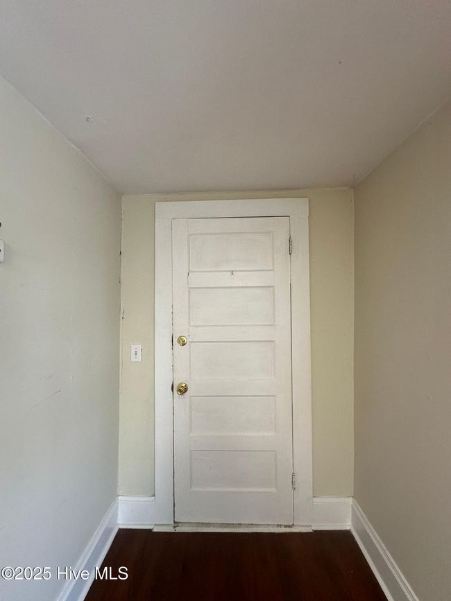 605 W 2 Nd St, Condo with 2 bedrooms, 1 bathrooms and null parking in Washington NC | Image 6
