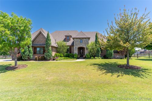 6957 N 195th East Ave, Owasso, OK, 74055-3820 | Card Image
