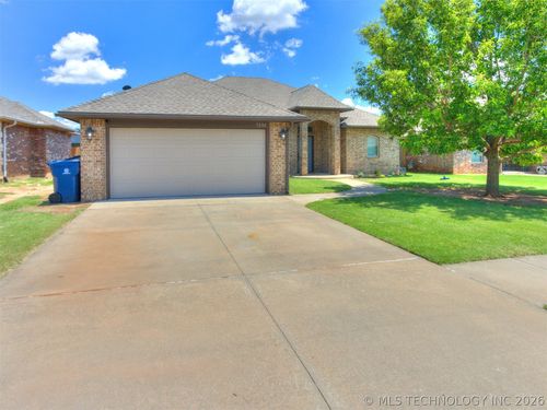 9200 Misty Ln, Oklahoma City, OK, 73160-0408 | Card Image