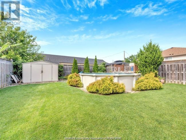 1840 St. Christopher Crt, House other with 4 bedrooms, 3 bathrooms and null parking in Windsor ON | Image 39