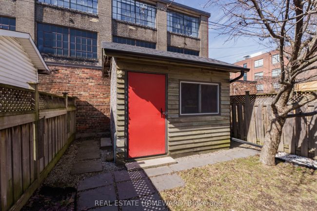 98 Edwin Ave, House attached with 2 bedrooms, 2 bathrooms and 1 parking in Toronto ON | Image 35