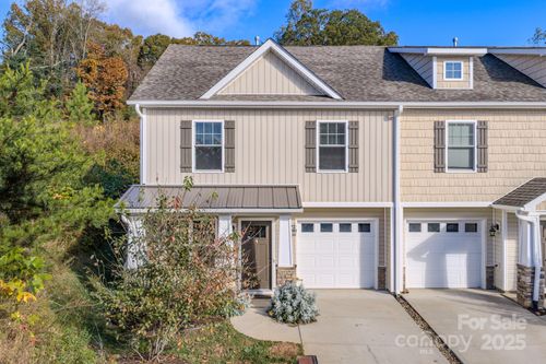 209 Stoney Point Way, Candler, NC, 28715-0318 | Card Image