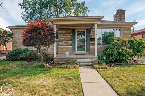 21640 Chalon St, Saint Clair Shores, MI, 48080-2311 | Card Image