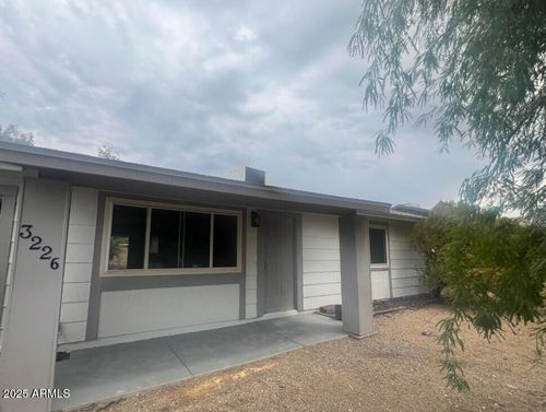 3226 W Grovers Ave, Phoenix, AZ, 85053-6624 | Card Image