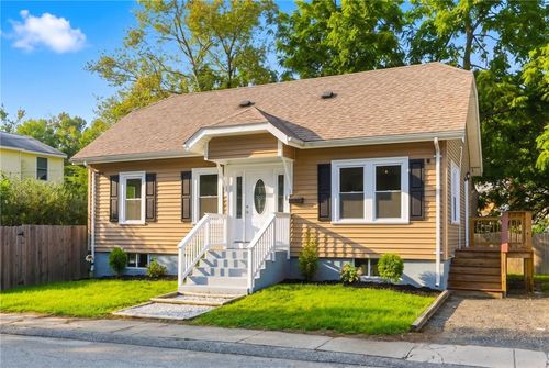 21 Overbrook Ave, Warwick, RI, 02889-2521 | Card Image