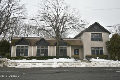 3-648 Holmdel Rd, Hazlet, NJ, 07730-1464 | Card Image