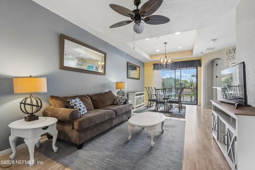 203-450 La Travesia Flora, St Augustine, FL, 32095-8857 | Card Image