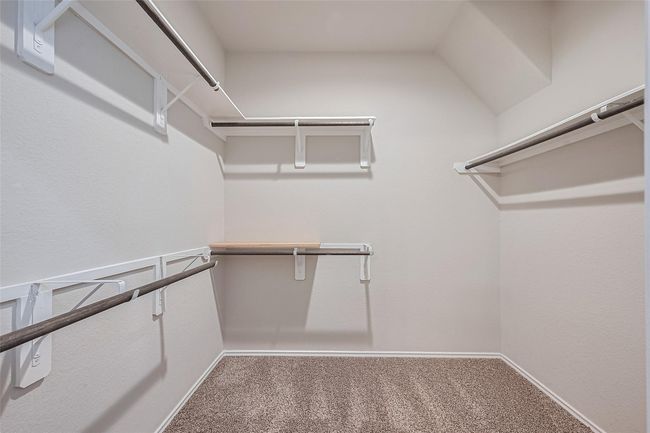Primary Closet | Image 28