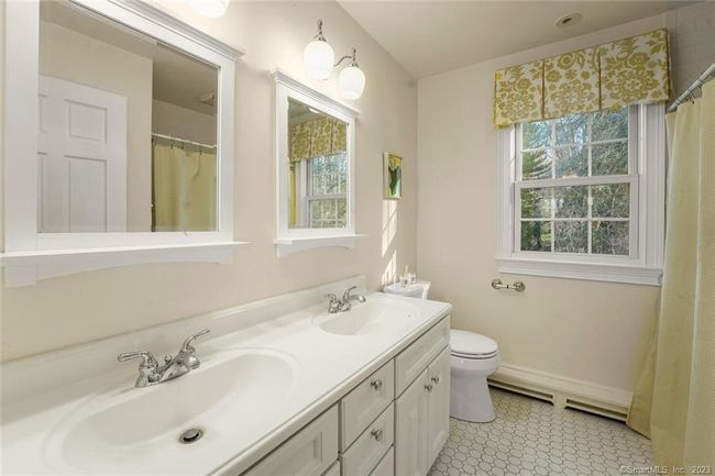 5 Holly Pl, House other with 4 bedrooms, 3 bathrooms and null parking in Wilton CT | Image 24