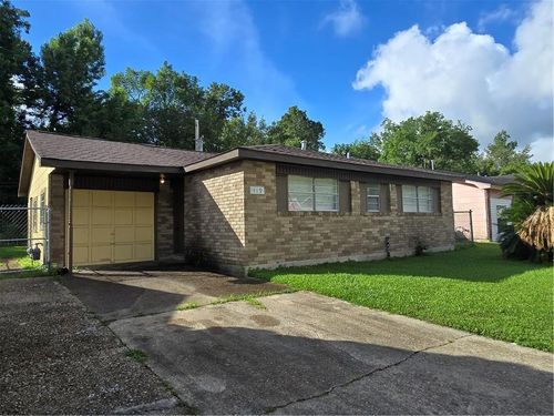 419 Boutte Estates Dr, Boutte, LA, 70039-3423 | Card Image
