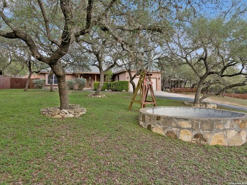 1090 Grand Pass, Canyon Lake, TX, 78133-3376 | Card Image