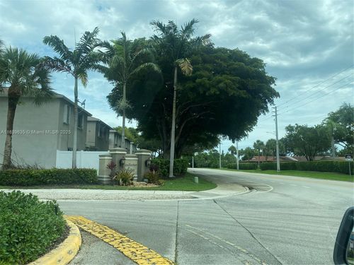 6006 Plum Pl, Tamarac, FL, 33321-6319 | Card Image
