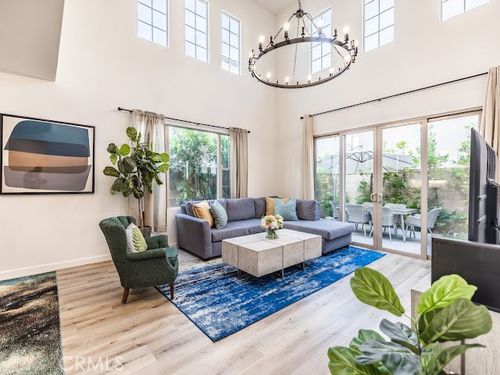 114 Copeland, Irvine, CA, 92618 | Card Image