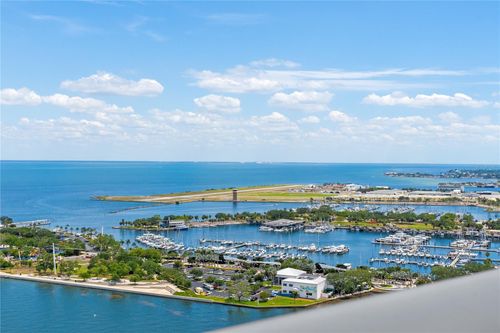 2605-400 Beach Dr Ne, ST PETERSBURG, FL, 33701-3075 | Card Image