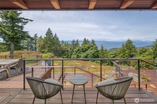 2001-2000 Mount Dallas Rd, Friday Harbor, WA, 98250-8274 | Card Image