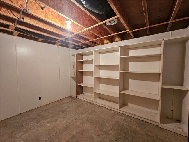 Storage area with loads of shelving | Image 27