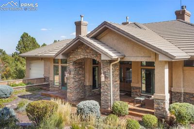 12 West Point Road, House other with 4 bedrooms, 2 bathrooms and 3 parking in Colorado Springs CO | Image 2