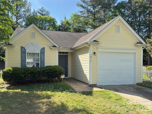 2872 Oasis Ln, Charlotte, NC, 28214-8865 | Card Image