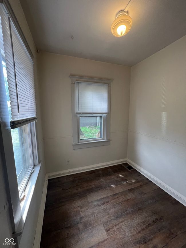 5226 N College Ave, House other with 4 bedrooms, 2 bathrooms and null parking in Indianapolis IN | Image 5
