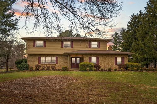 8914 Stonehenge Dr, Pickerington, OH, 43147-9707 | Card Image