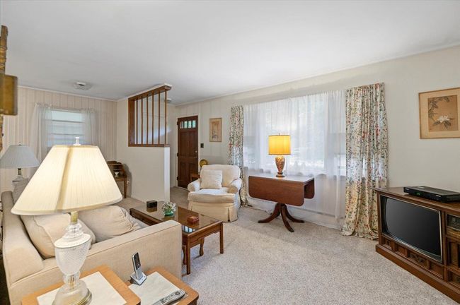 241 Hampton St, House other with 3 bedrooms, 1 bathrooms and null parking in Sag Harbor NY | Image 13