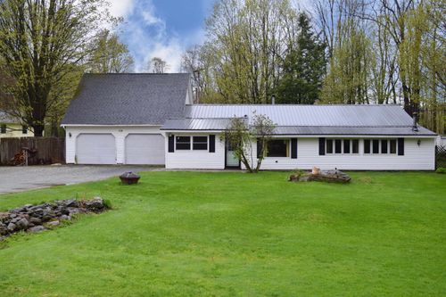 115 Birchwood Dr, Hinesburg, VT, 05461-8965 | Card Image