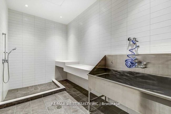 1419 - 31 Tippett Rd, Condo with 2 bedrooms, 1 bathrooms and 1 parking in Toronto ON | Image 23