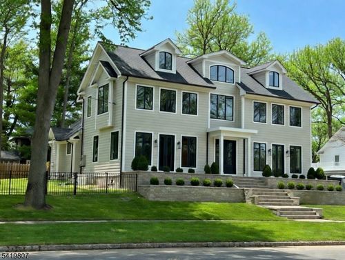 803 Boulevard, Westfield, NJ, 07090-2601 | Card Image