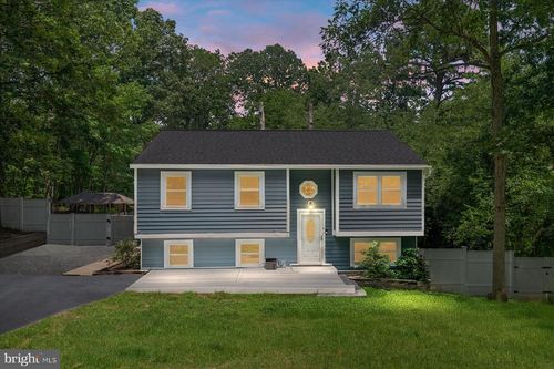 185 12th St, PASADENA, MD, 21122-4913 | Card Image