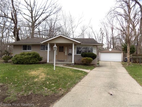 39417 Cather St, Canton, MI, 48187-4270 | Card Image