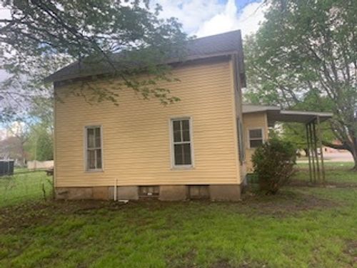 112 W Franklin St, Mc Lean, IL, 61754-9624 | Card Image