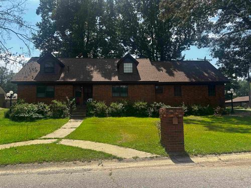 1703 Park Ave, Malvern, AR, 72104-6012 | Card Image
