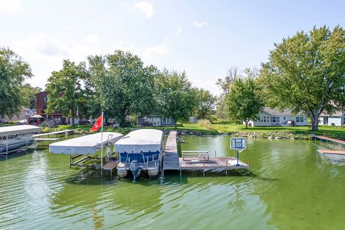 3062 Shaw Court, DUNN, WI, 53711 | Card Image