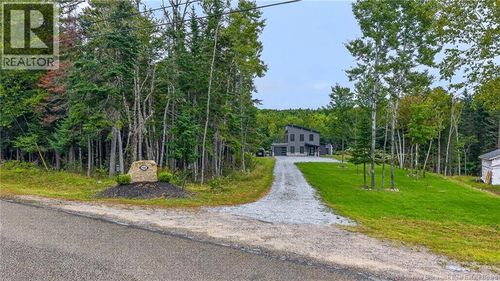 196 Days Corner Rd, Lower Greenwich, NB, E5K4J9 | Card Image