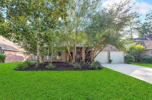 46 E Hobbit Glen Drive, Conroe, TX, 77384 | Card Image