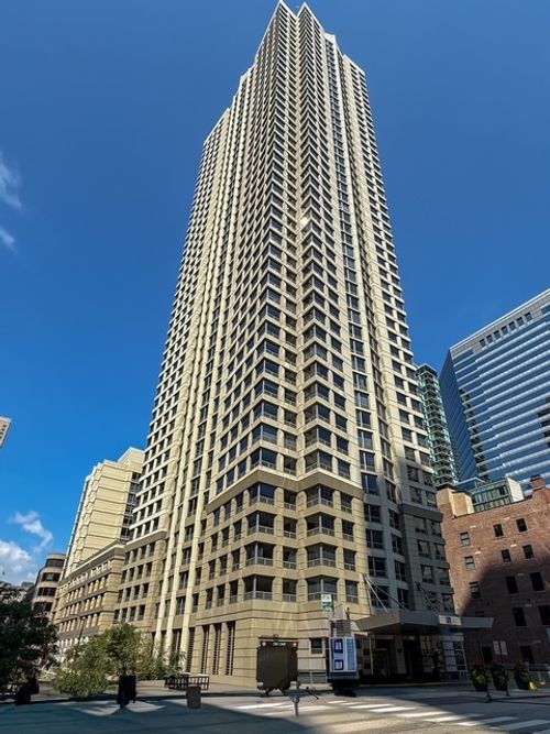 3406-440 N Wabash Ave, Chicago, IL, 60611-7666 | Card Image