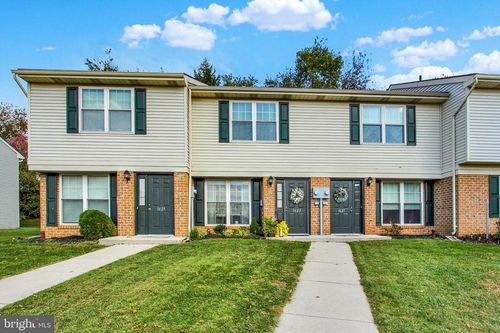 112-1623 Long Dr, YORK, PA, 17406-6729 | Card Image